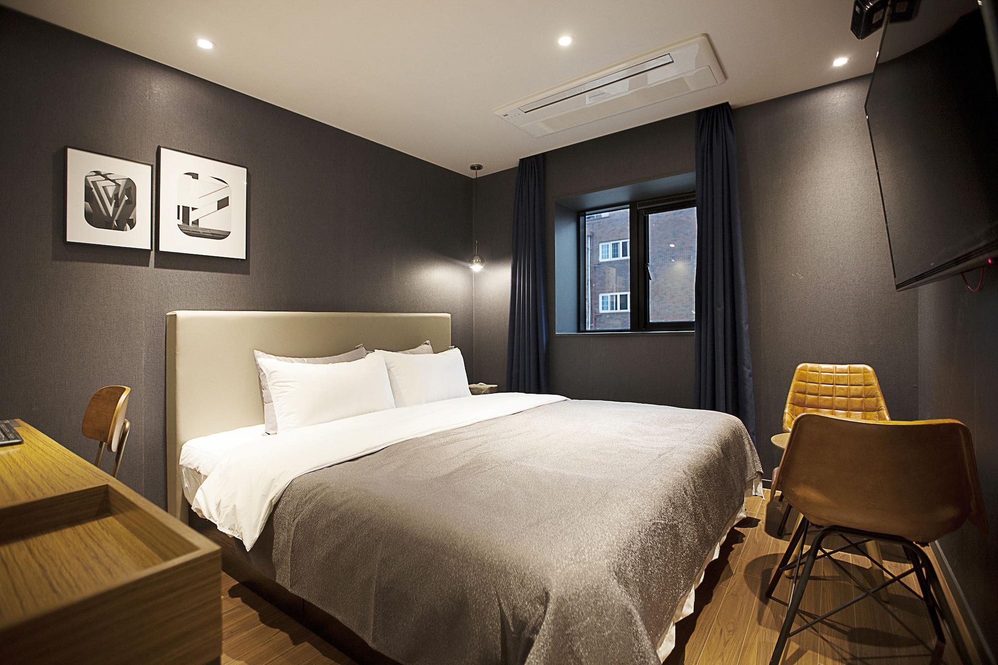 Brown Dot Hotel Changwon Extérieur photo