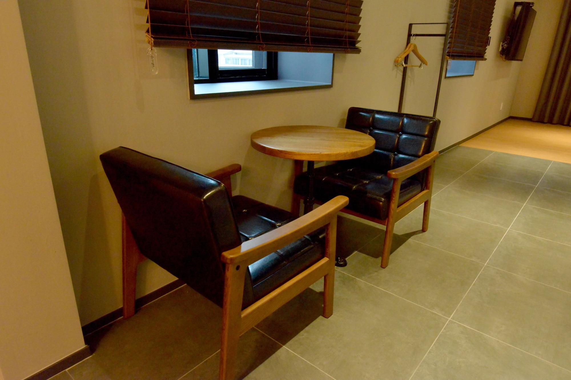 Brown Dot Hotel Changwon Extérieur photo